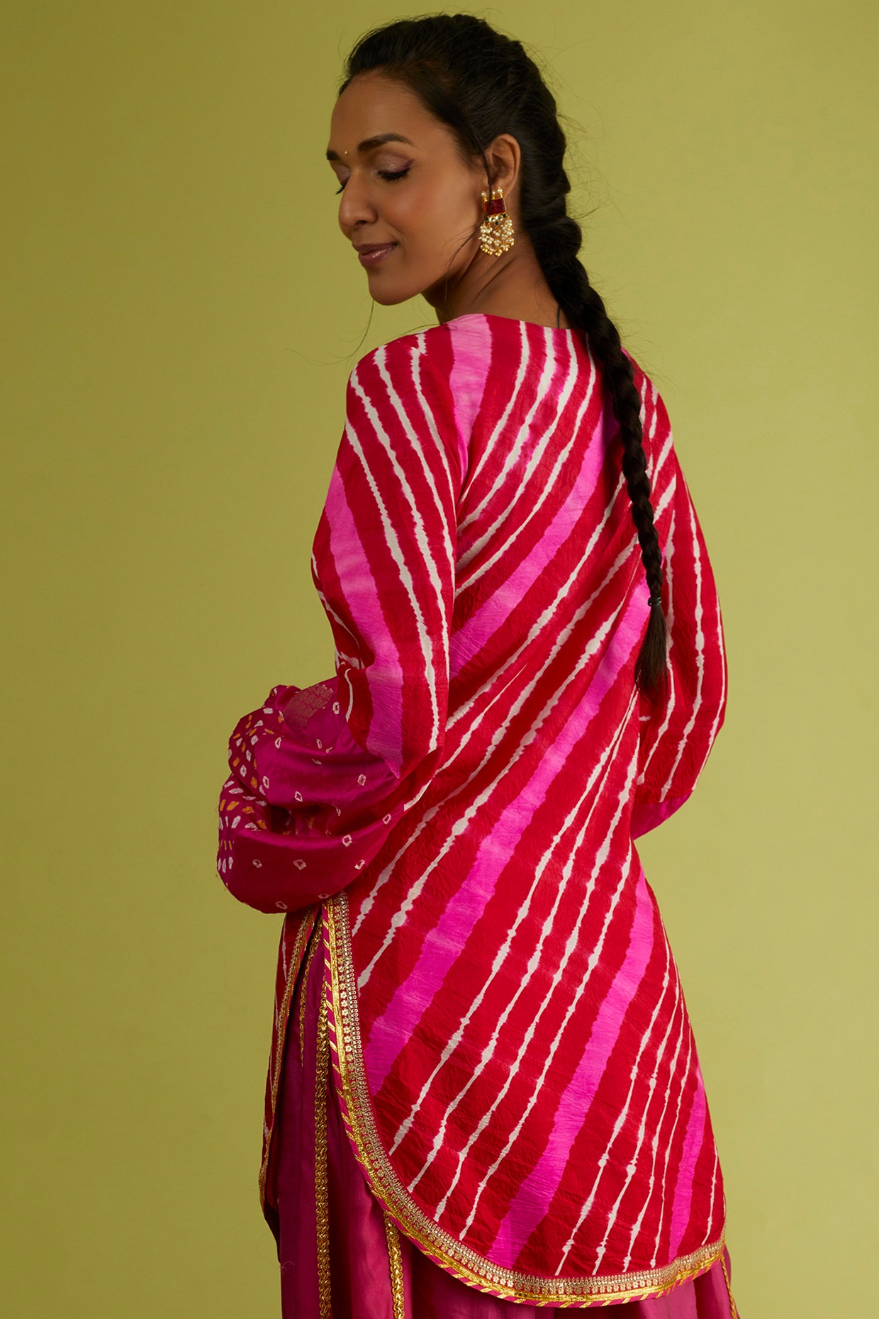 BHUMA STRAPPY KURTA SET WITH DUPATTA | Clothes design, Organza dupatta, Pink  fabric